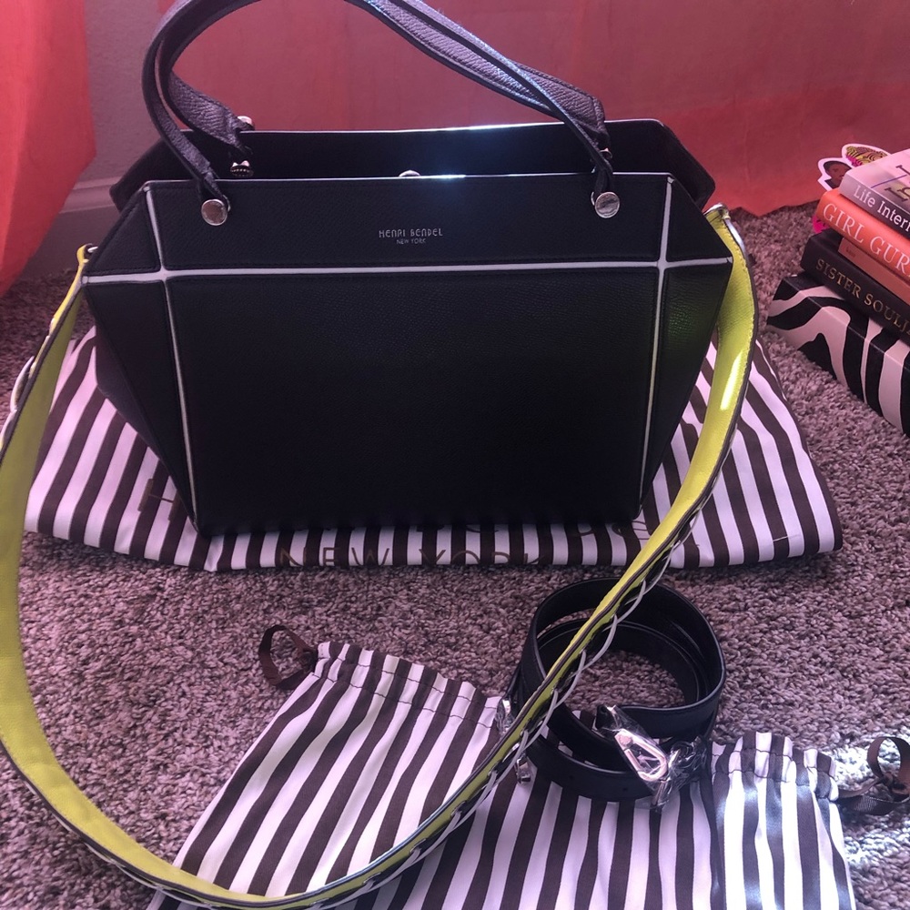 Classic Henri Bendel Bag w/original and additional pop of color strap!